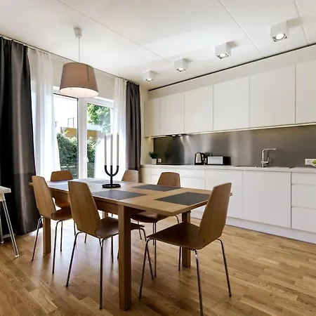 Tallinn Residences بيت للعطل Peetri